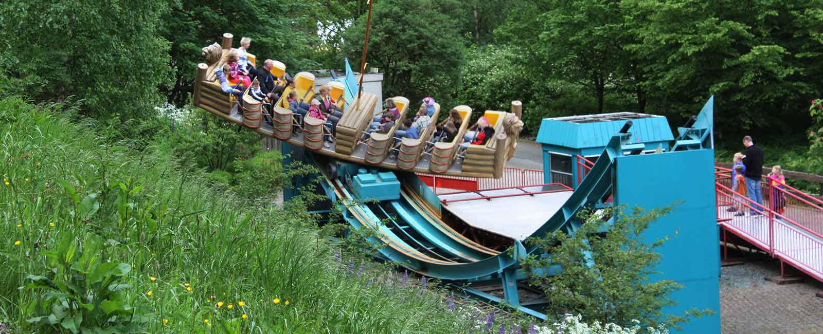 Capt'n Crazy, die Schiffsschaukel im FORT FUN schwingt hin und her.