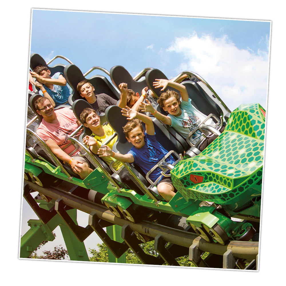 Action pur - in den Ferien haben die Kinder jede Menge Spaß in der Achterbahn SpeedSnake FREE.
