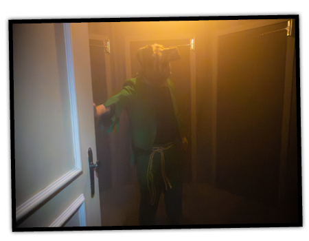Im neuen Horrorhaus Ego:Morph gibt es ein Labyrinth aus Türen, die Mitabeitenden laden euch zu einer exklusiven Therapie ein.
