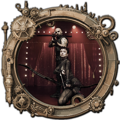 Das Duo Blade 2 Blade - ein Mann und eine Frau in schwarz gekleidet - präsentiert seine Werkzeuge für die Show Flying Knives im Saloon.