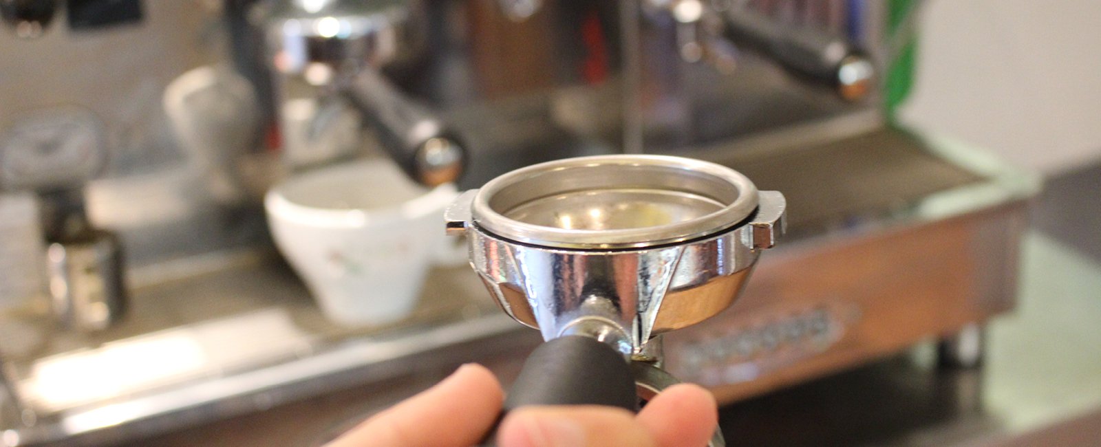 Im SB-Restaurant gibt es eine Barista-Kaffeemaschine für intensiven Kaffeegenuss.